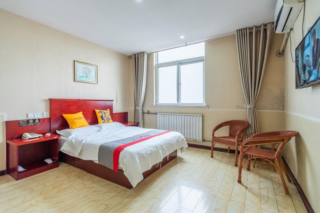 Jun Yijia Chain Hotel