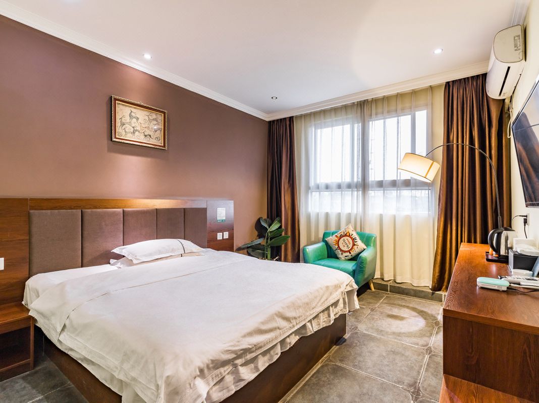 Chengdu Hemu Yiju Inn