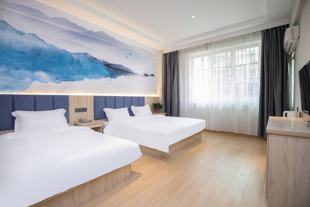 Qingmu Hotel (Nanjing Confucius Temple Old Gate East Branch)