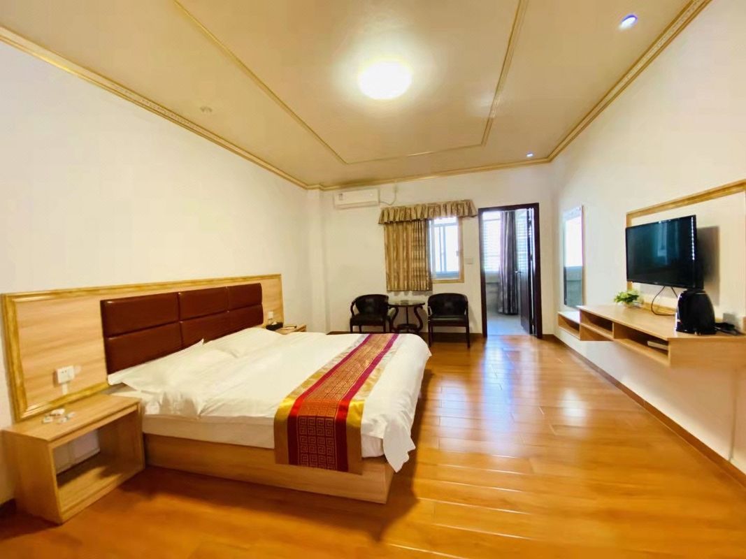 Foshan Dehong Business Apartment (Tongji East Road Zhen'an Subway Station)