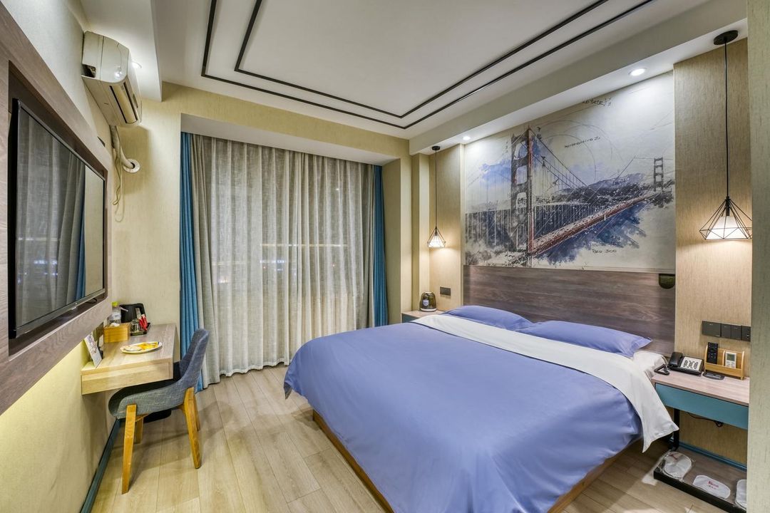 都市花園酒店(金沙灘永旺黃島購物中心店)