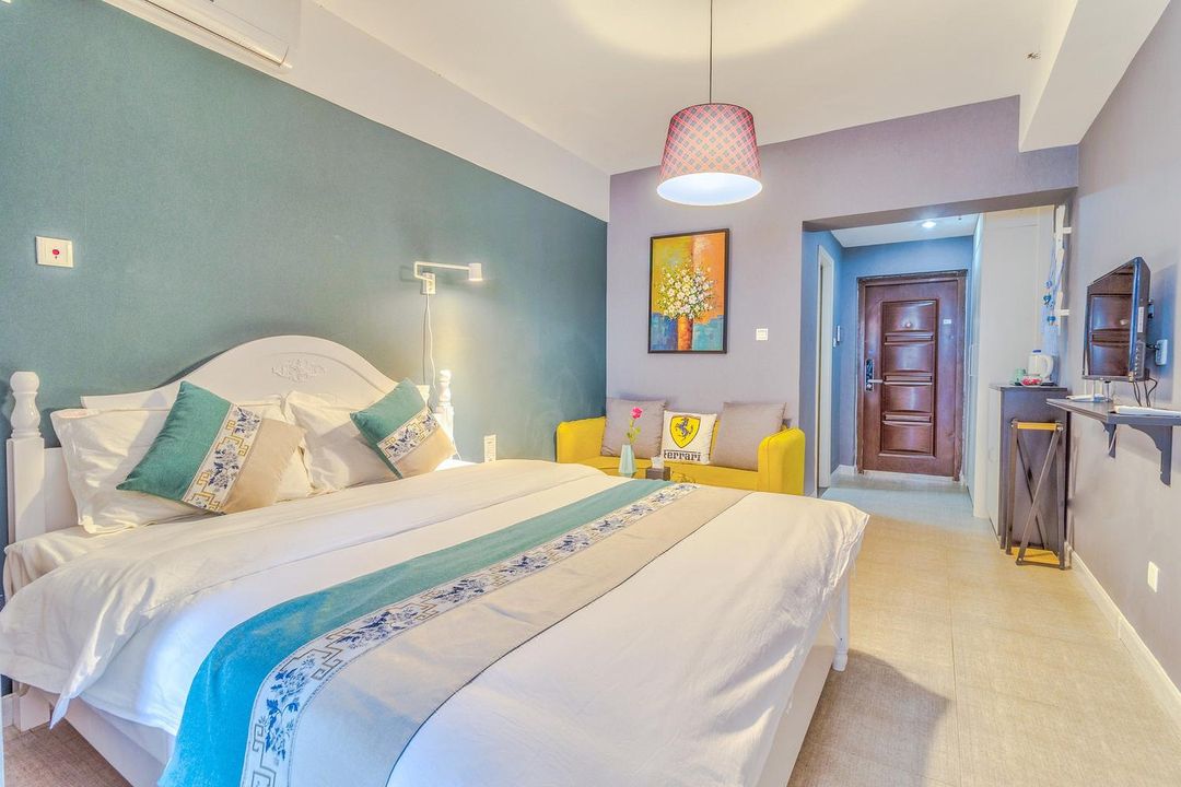 Guangmo Neighborhood Apartment (Zhangbasi Road Subway Station)