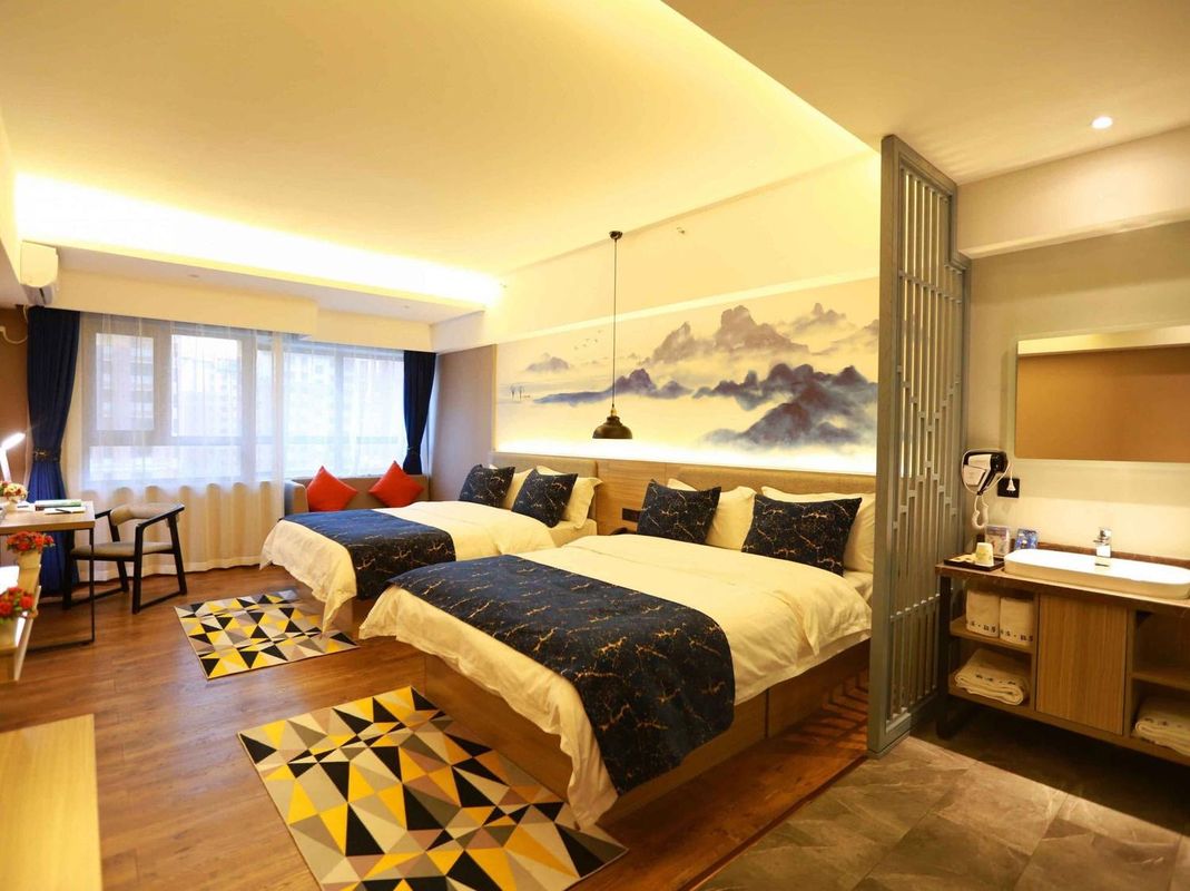 Yuntu Qingju Hotel (Harbin West Railway Station Hasi Wanda Plaza)