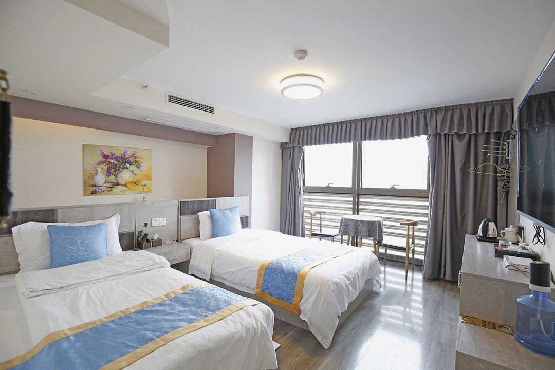 Yimi Yangguang Express Hotel