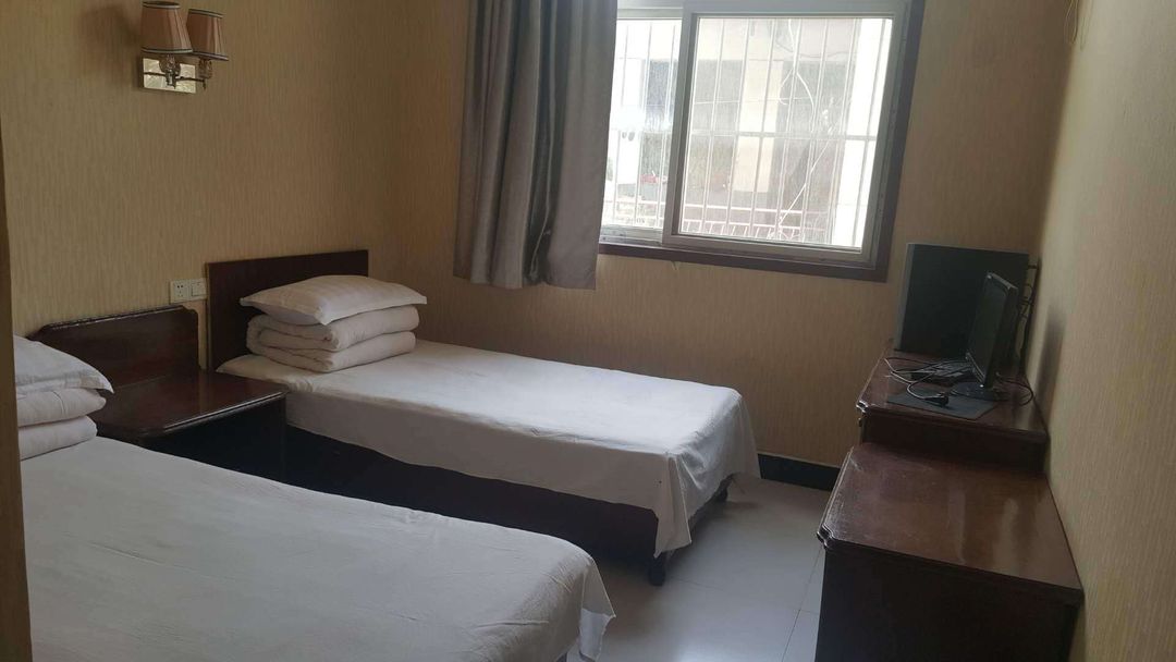 Weinan Dongxu Guest House