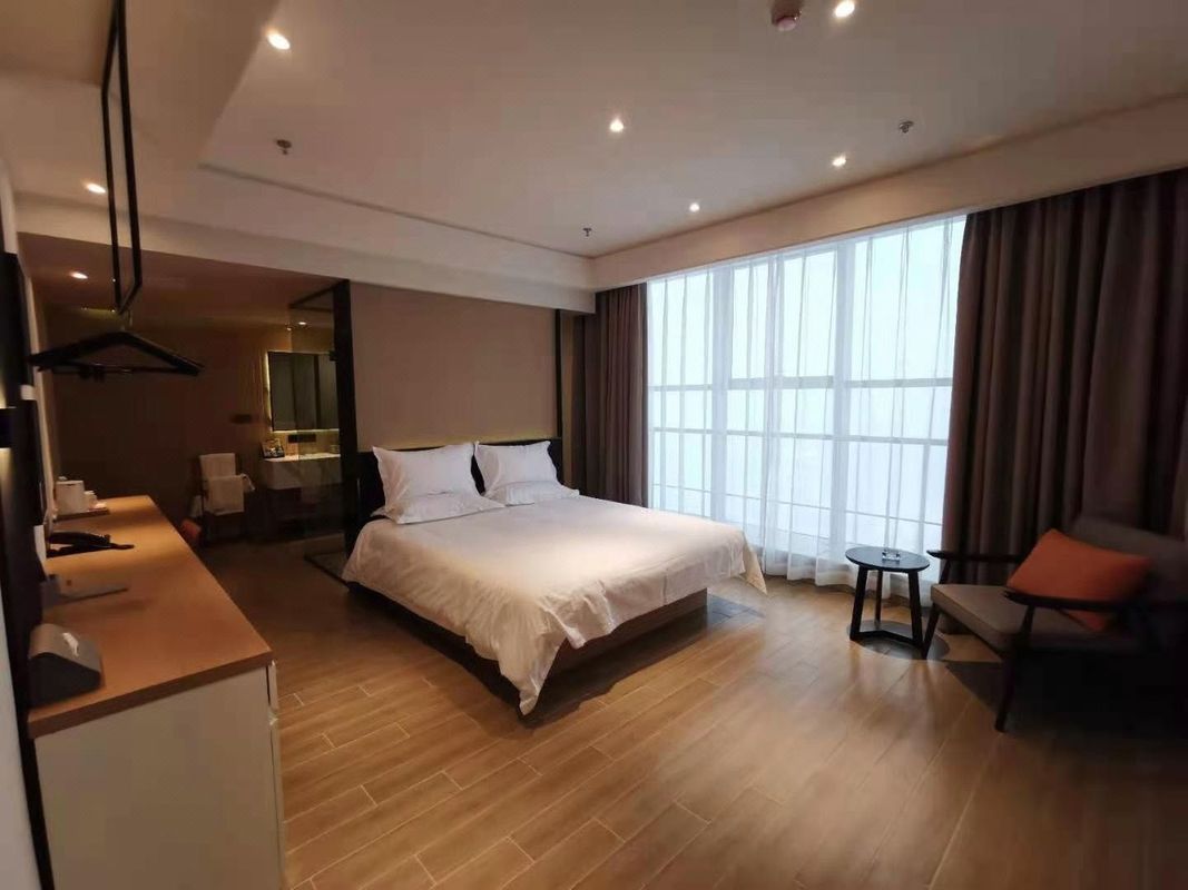 Urumqi Wanzhou Hotel