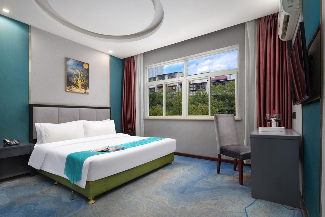 Bojing Business Hotel Changsha West Bus Station