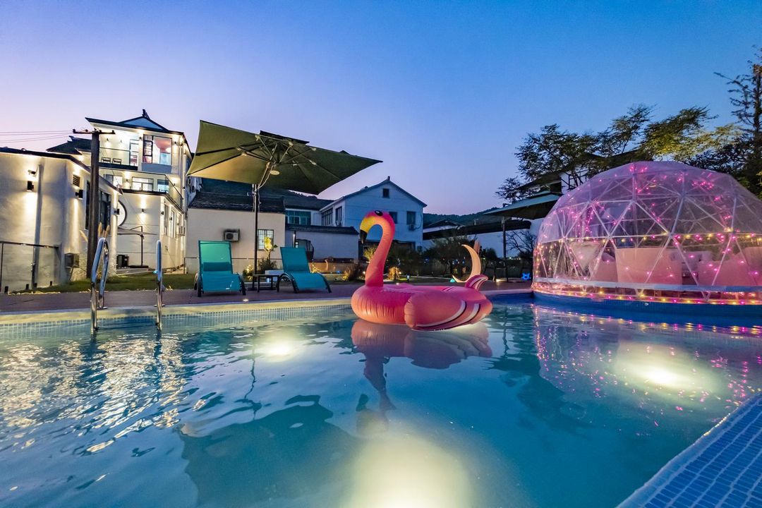 Suzhou Banshandu Hillside Pool Holiday Meisu (Taihu Xishan Island Branch)