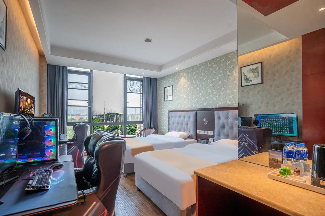 758 E-sports Apartment (Chengdu University of Electronic Science and Technology Qingshuihe)