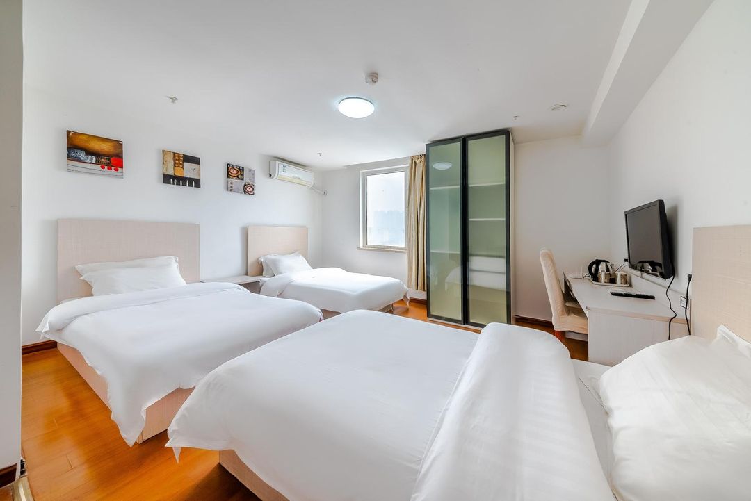 Qingdao Xiangzhang Apartment