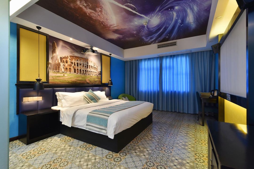 Rujia Huayi Selected Hotel (Zhuzhou Donghu Park Branch)