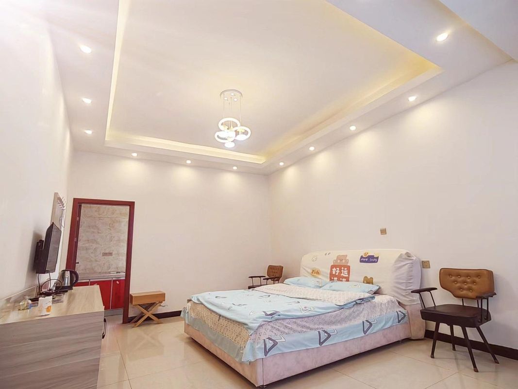 Yuming Chenjialou Inn