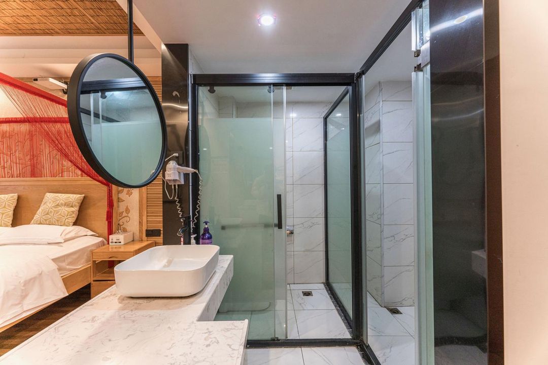 China Railway Muzi Hotel (desqin Plaza store of Changsha south bus station)