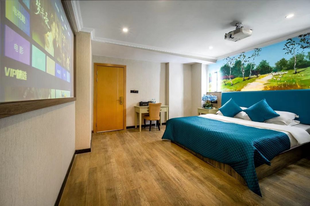 Yuemenglan Hotel (Zhongsheng Road Branch)