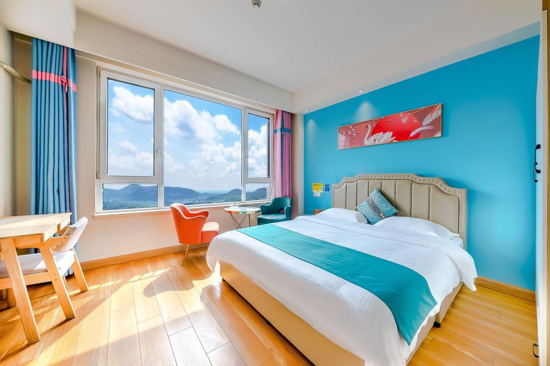 水墨逸家公寓(青特小鎮204國道店)