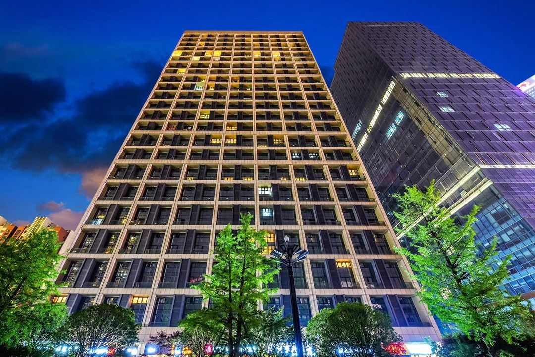 TOWO上品酒店(西安國際會展中心香湖灣地鐵站店)