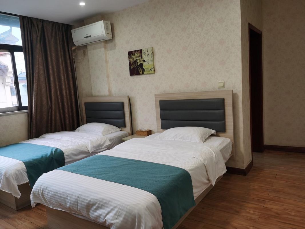Yijia Express Hostel