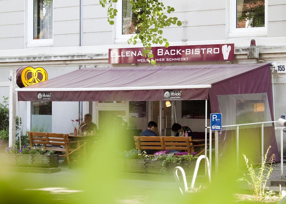 艾勒那菲沃烏克酒店