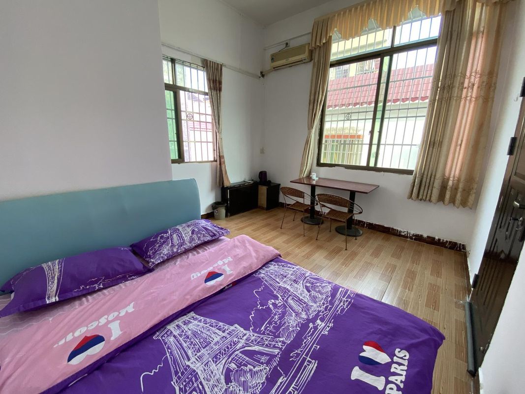 Zhaoqing Tiantian Apartment