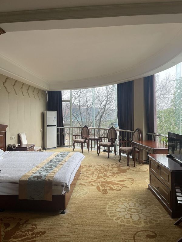 東光賓館(武漢東西湖東光工業園店)