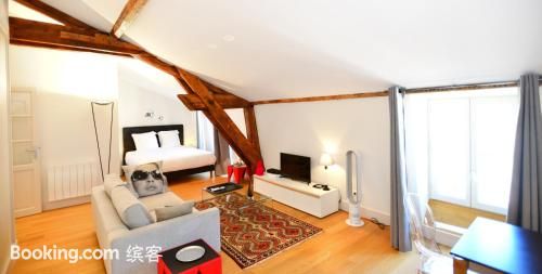 里昂氛圍公寓酒店