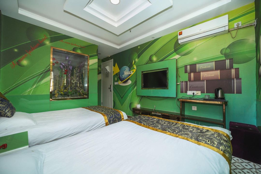 艾軒時尚賓館(上海夏碧路店)