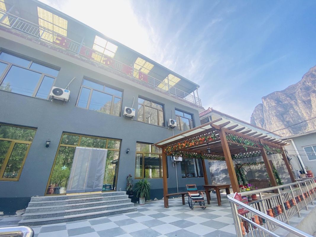 Beijing Shidu Yuhong Farmstay B&B