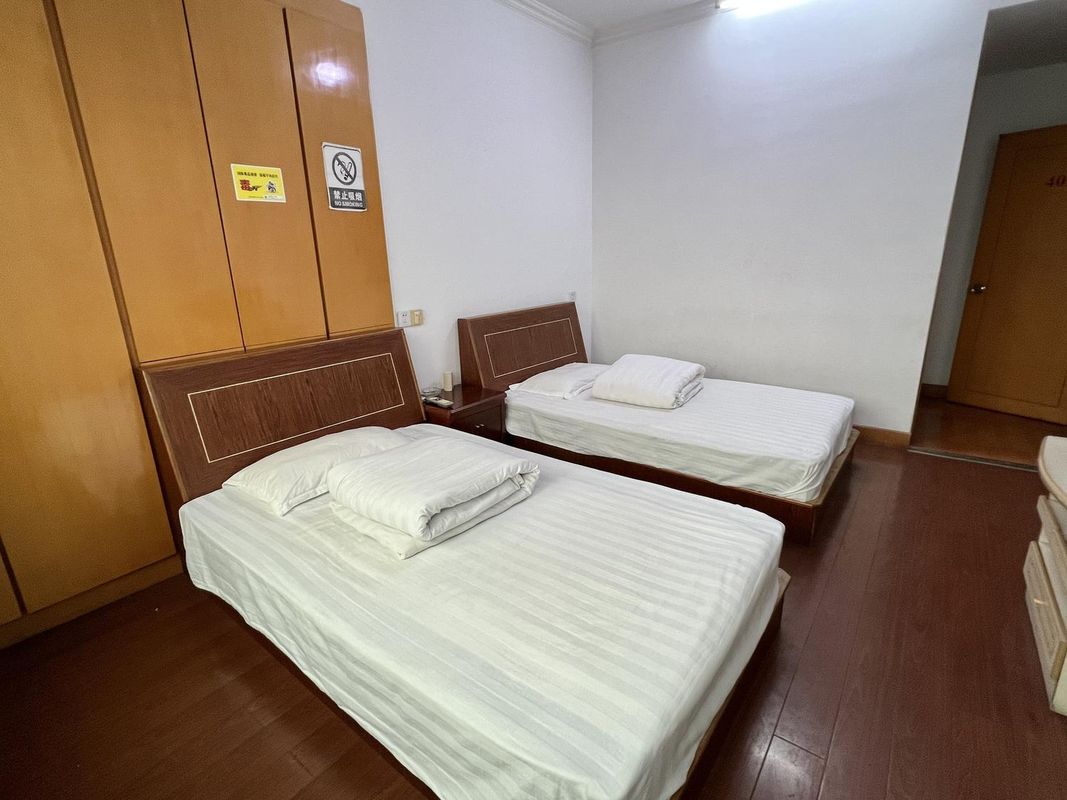 Yuelai Inn