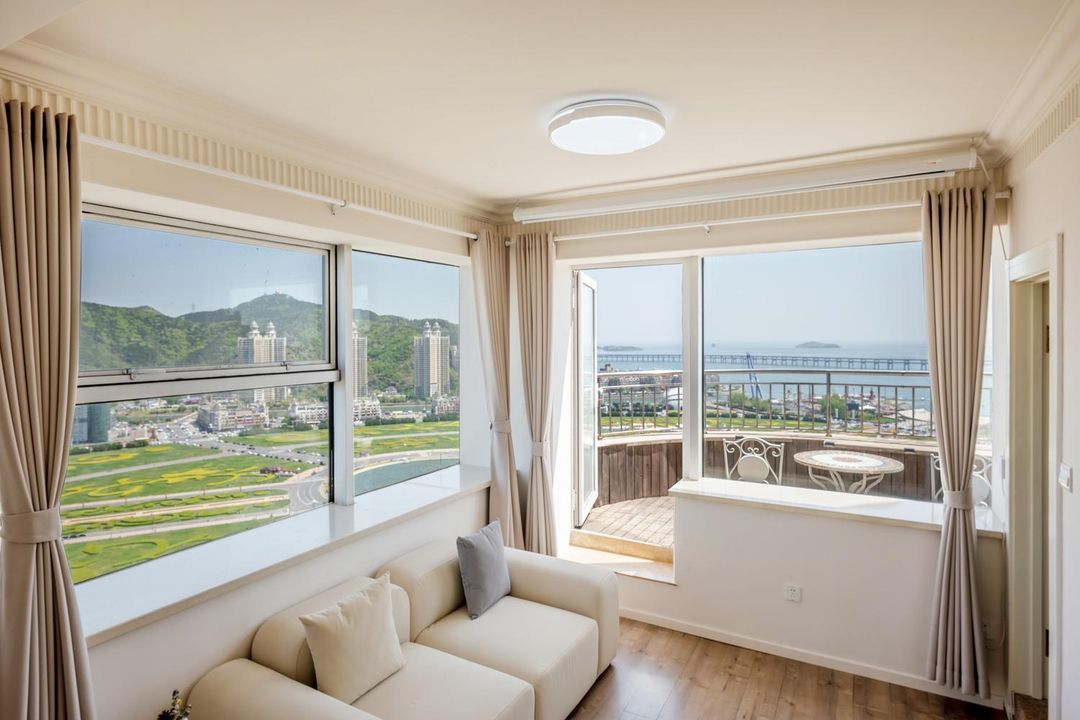 星海廣場酒店式公寓(大連東方星海店)