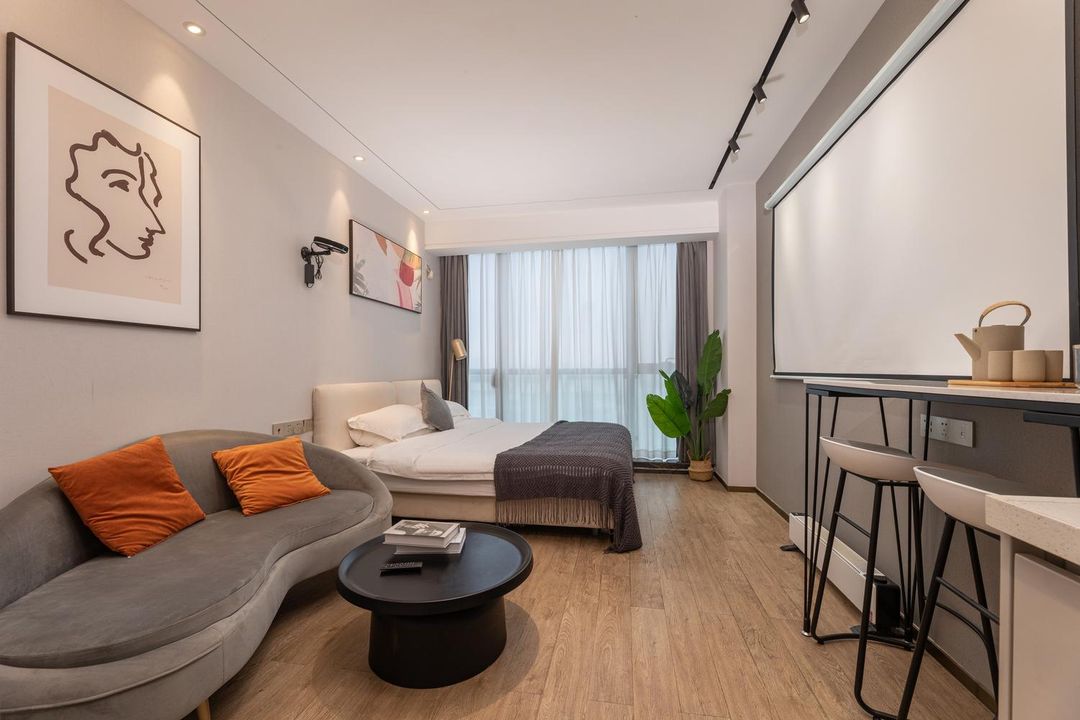 Outing Apartment (Xinhu Square Qinglan Apartment)