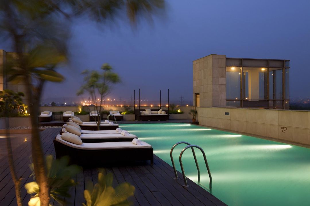 新德里奧卡哈皇冠假日酒店