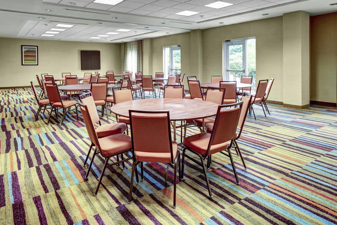 亞特蘭大-石峯石萬豪萬楓酒店