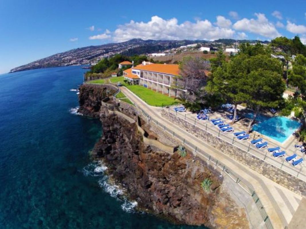 信天翁海灘遊艇俱樂部