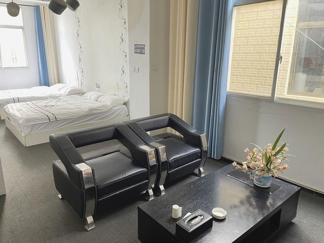 Kunming Banzhima Hotel