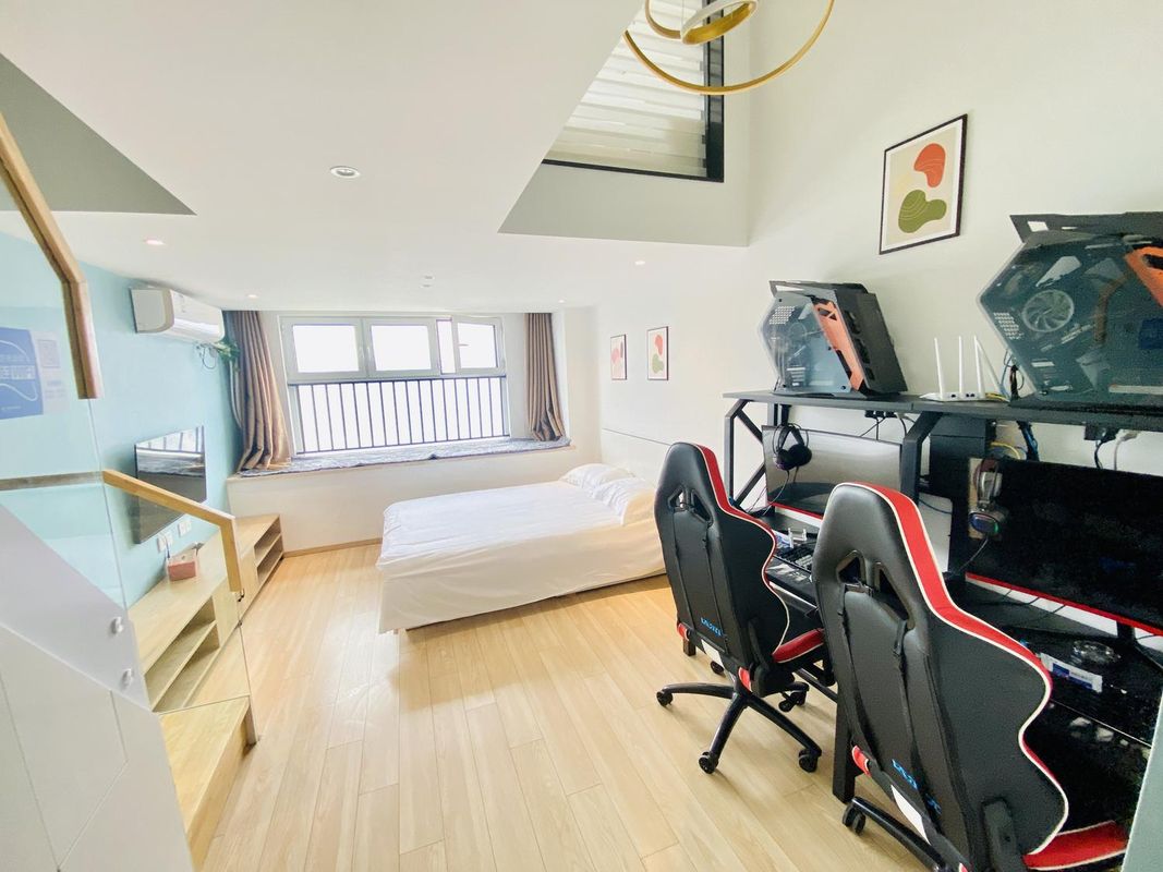 四季空間電競酒店(國際院士港店)