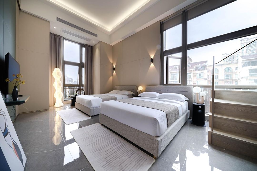 雲頂行政公寓(深圳南山地鐵站海岸城店)