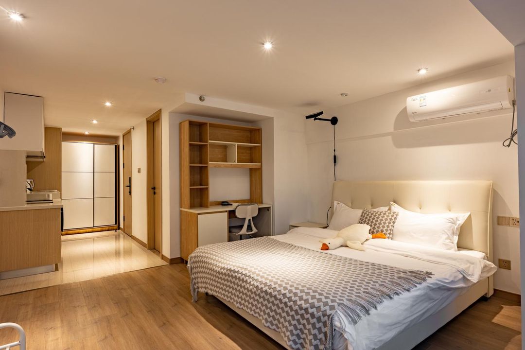 星玥輕奢影院公寓(丁橋龍湖天街店)