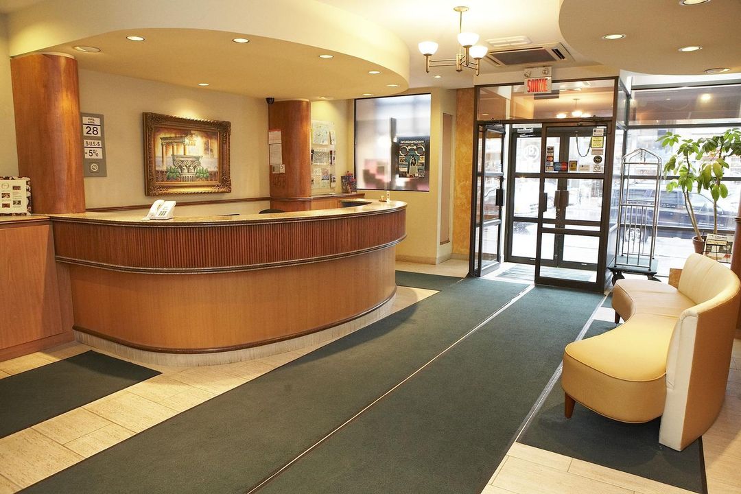 皇家特拉瑟酒店