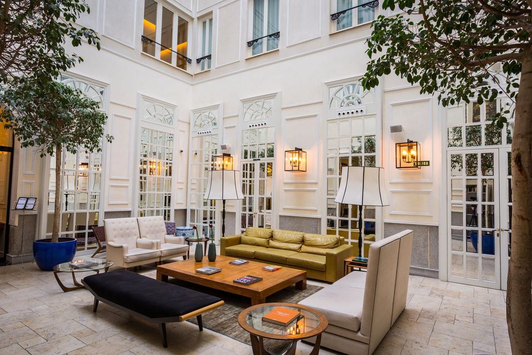 唯您馬德里精品酒店