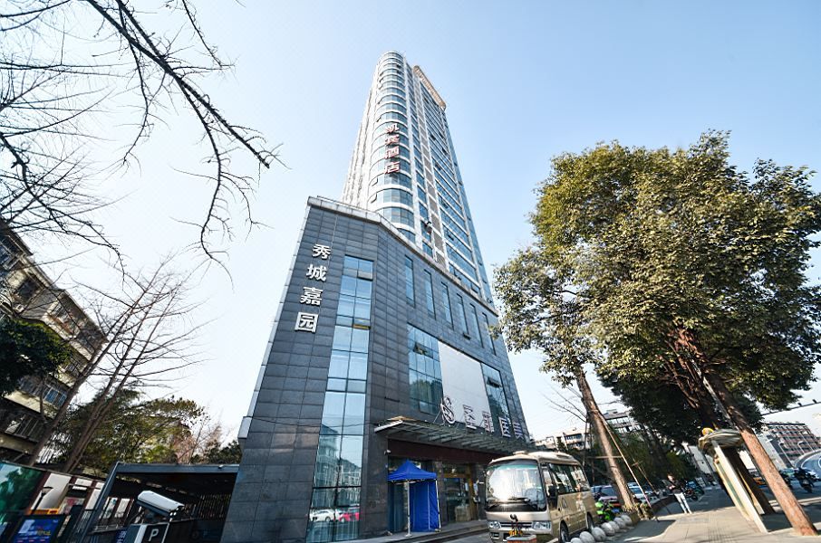 Kaibin light luxury hotel (kuanzhaixiangzi store Chengdu)