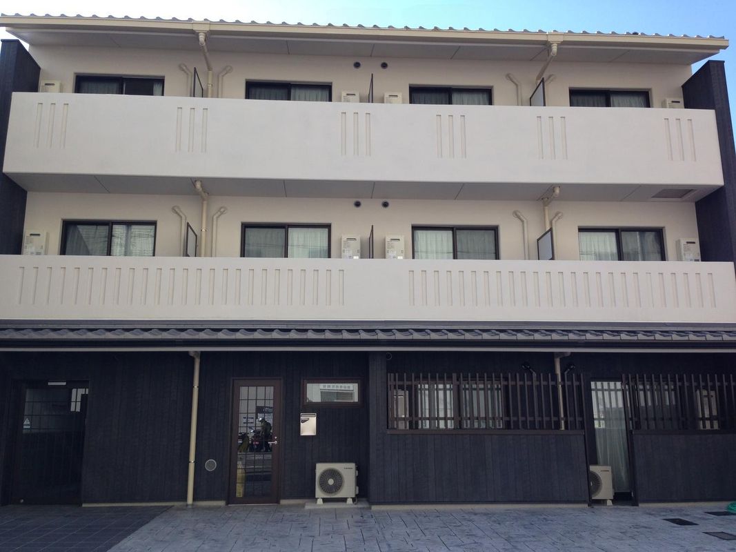 京倉京都二條塔必思特酒店