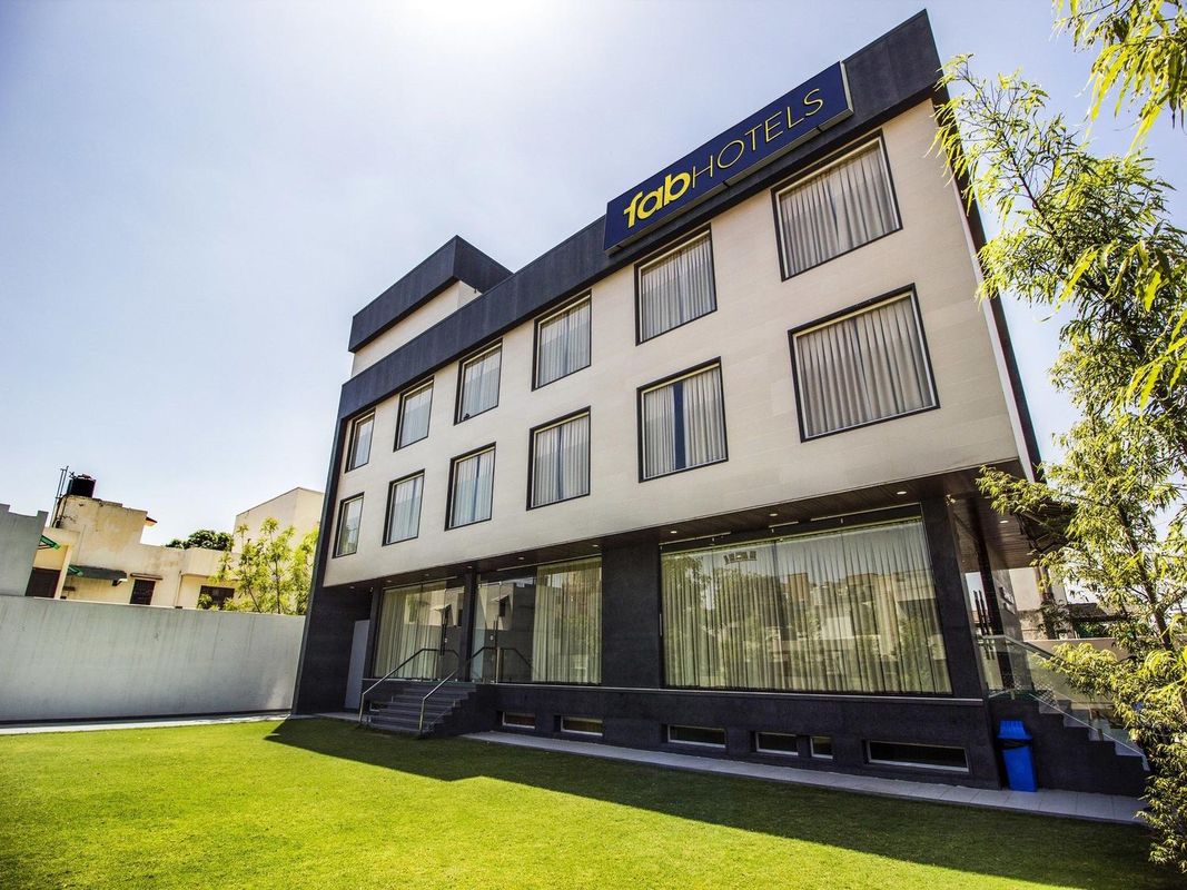 繽旅藍寶石旅館