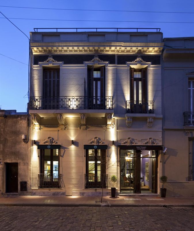 聖莫豪華套房酒店