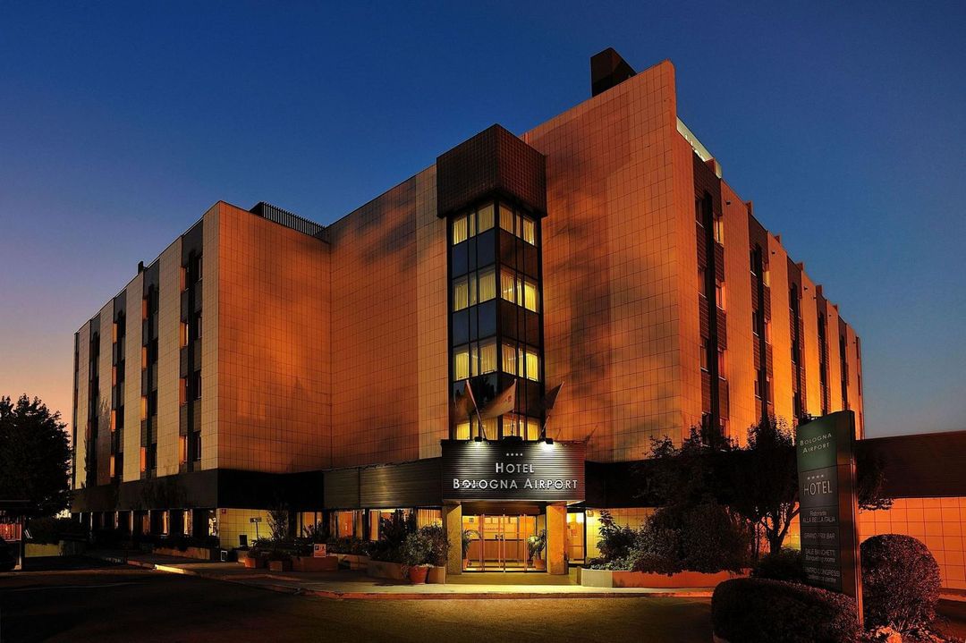 博洛尼亞機場酒店