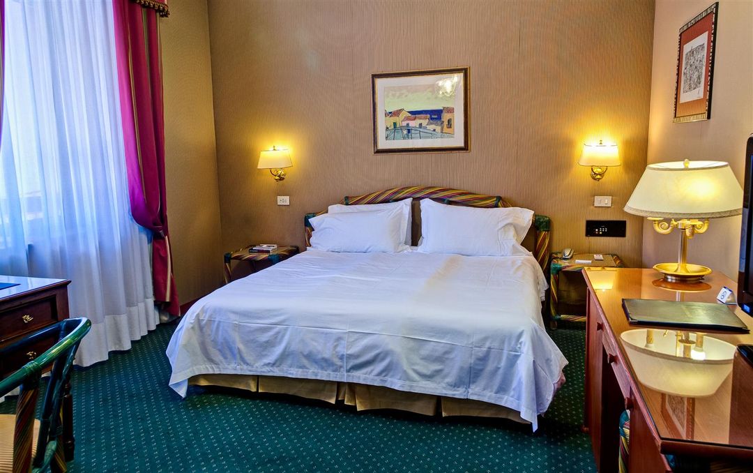 裏沃裏貝斯特韋斯特酒店