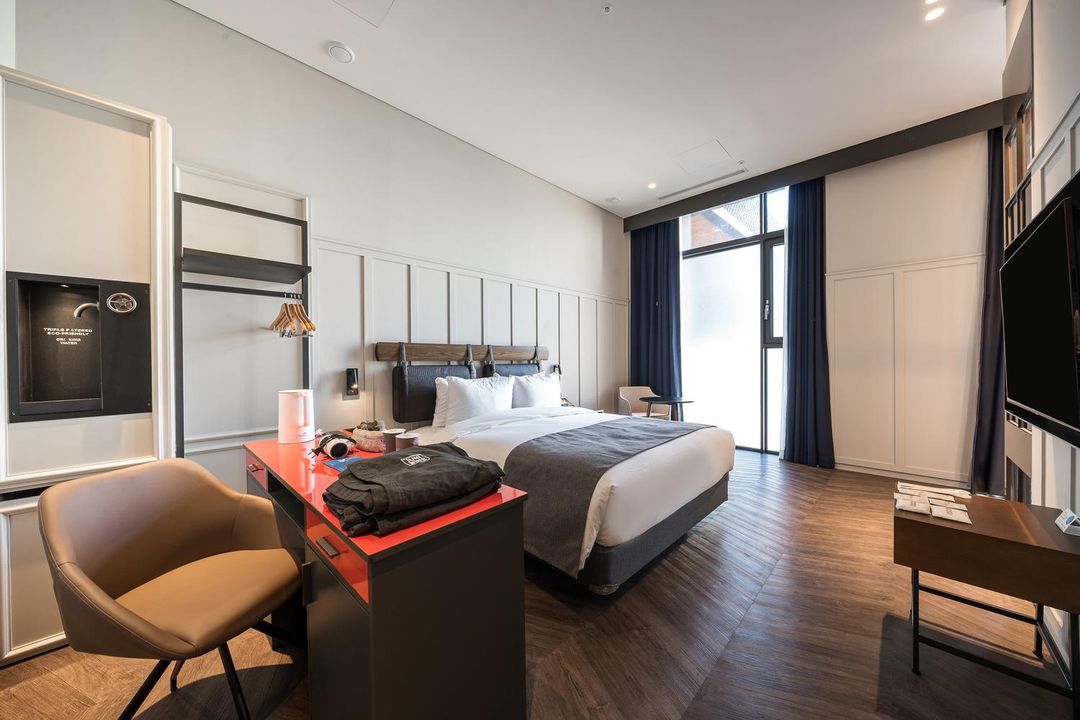 弘大朱尼比諾酒店