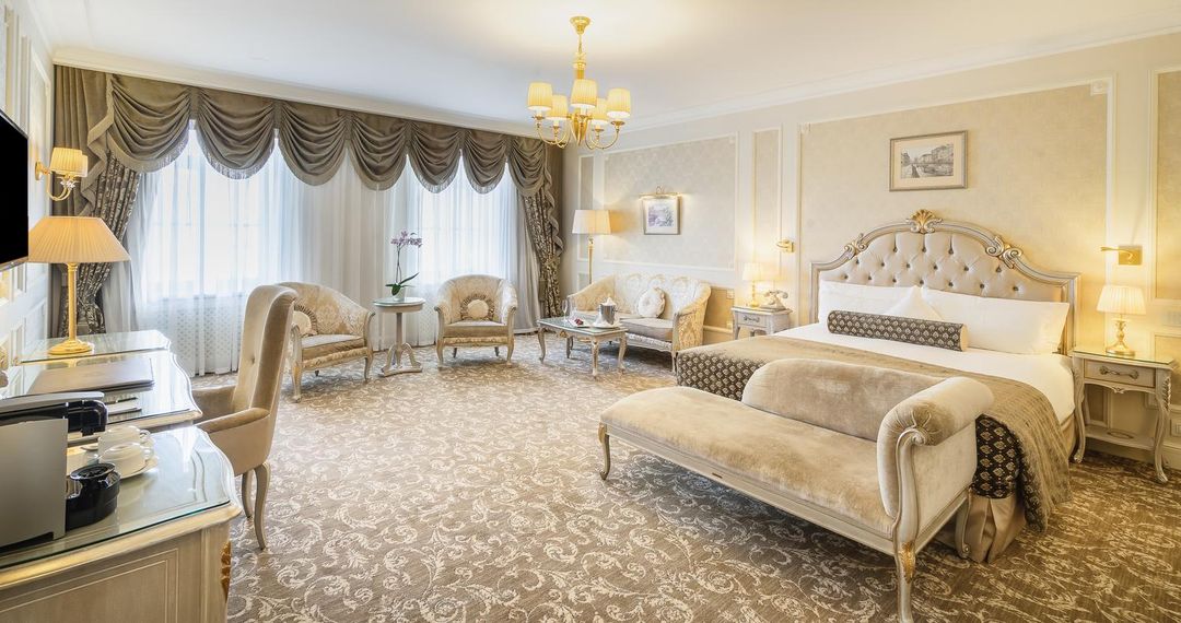 冬宮博物館指定酒店