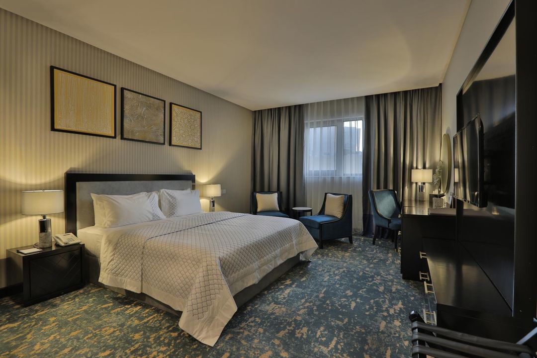 格拉納達艾利斯精品公寓