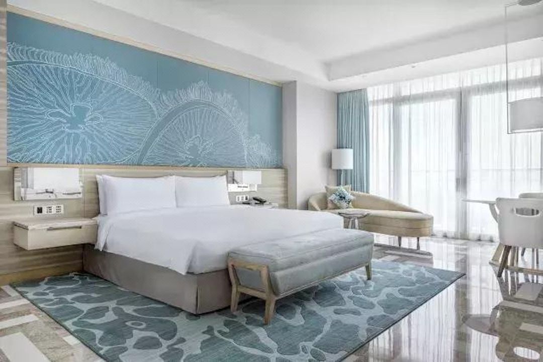 Sanya Moonlight Coast Pool Apartment