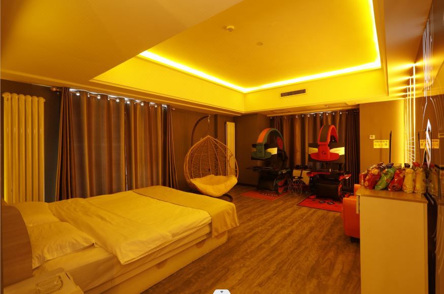 Space E-sports Apartment